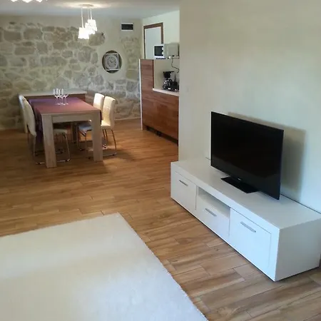 Peky Apartment *