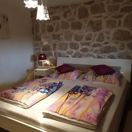 Peky Apartment *