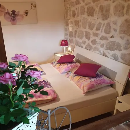 Apartment Peky *