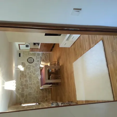 Peky Apartment *